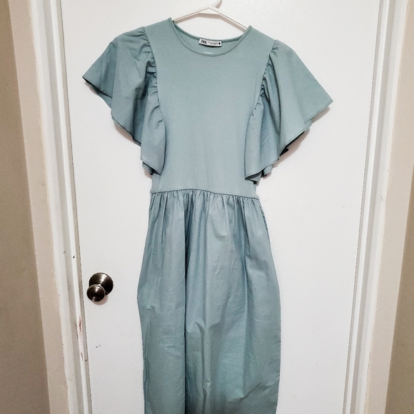 Zara Dress - Picture 3 of 4